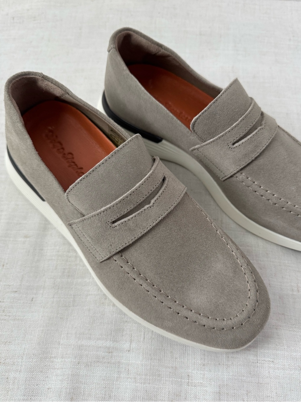 Wolf & Shepherd Crossover Hybrid Dress Loafer Stone Suede Men's Size 7.5 NWOB